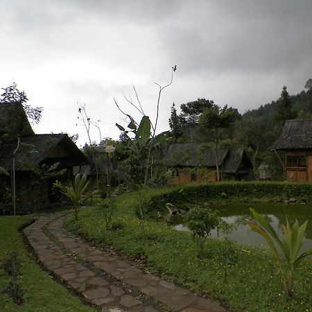 Villa Kampung Karuhun Sutan Raja 반둥 외부 사진
